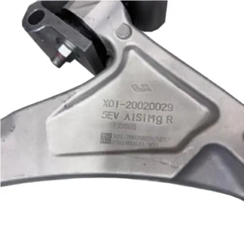 Передний нижний правый рычаг подвески рест Lixiang L7, L8, L9, X01-20020029