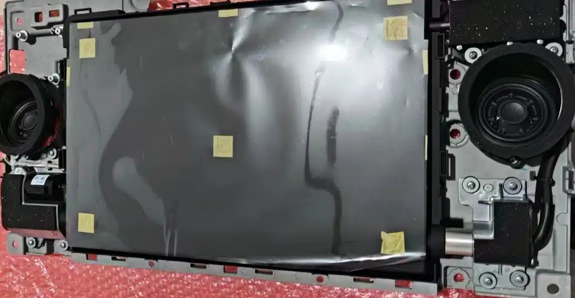 Задний монитор Lixiang L9 2024