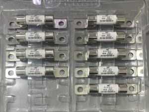 Силовой предохранитель для электромобилей и гибридов 50 Ампер, 500 Вольт.