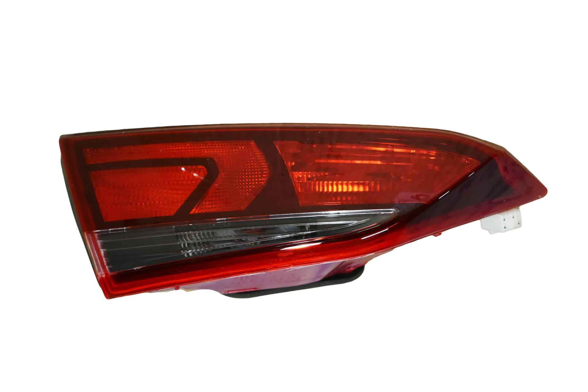 Hyundai Accent/Solaris Фонарь LH (внутренний) Solaris 2 седан 92403H5000 JH02ACT17005AL