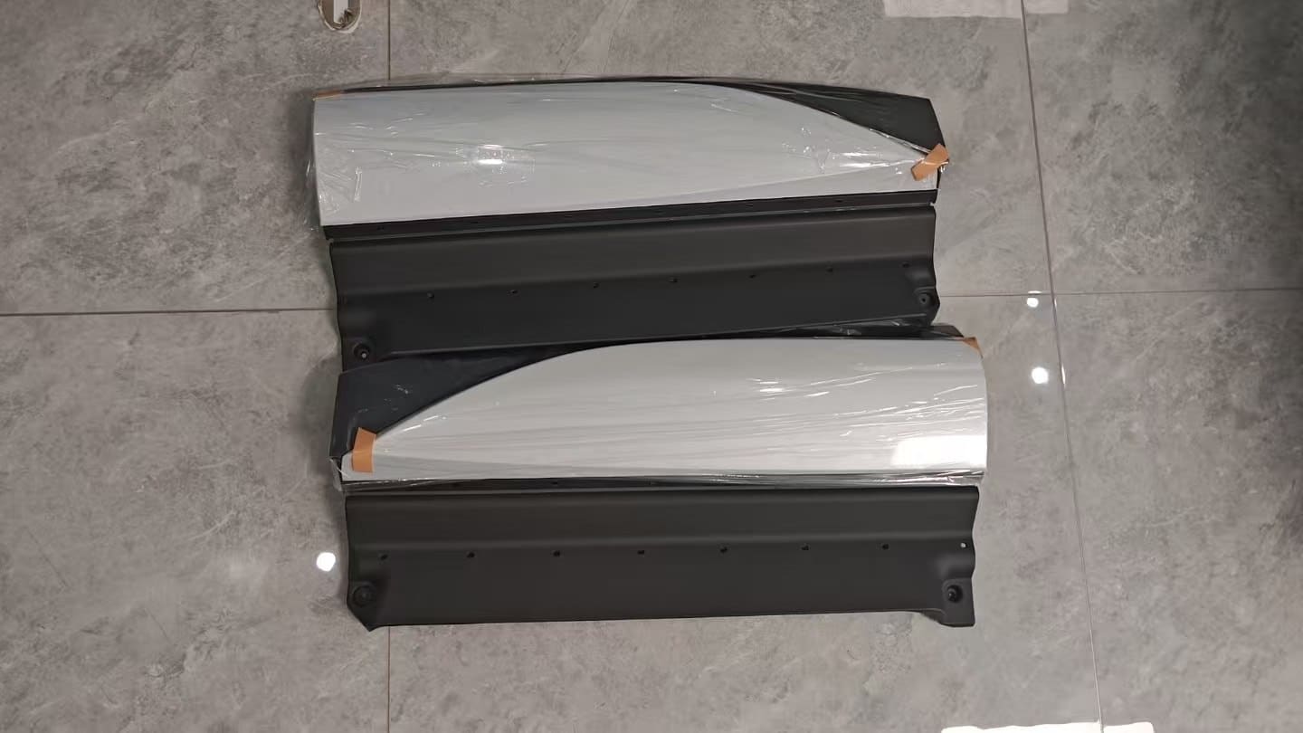 Комплект задних дверных обвесов для 元PLUS (левый/правый) - Дуду Белый/Время Серый SC2E-5402850/60