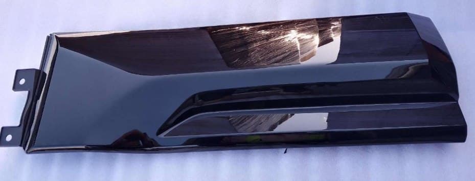 Левая задняя дверная накладка для автомобиля Пантера 5, глянцевый черный SFHA-5402850A