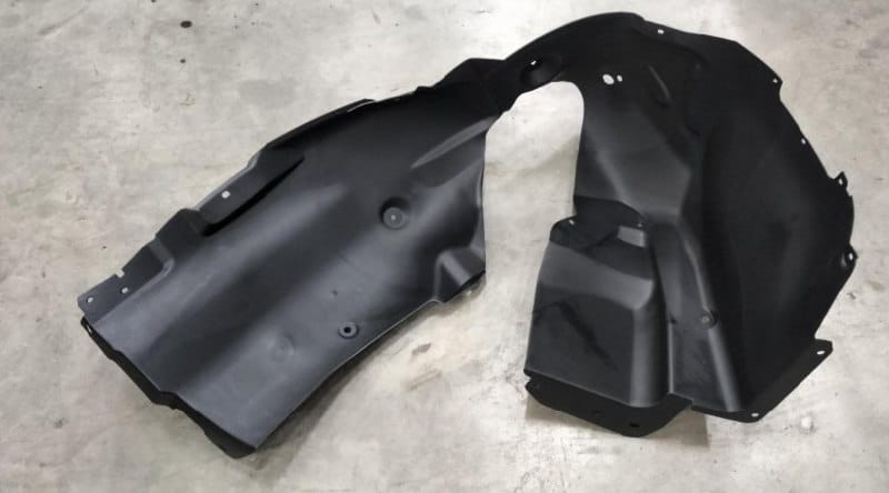 Комплект переднего крыла E2 левый/правый, инжекционный пластик ELEAD-3102110/ELEAD-3102120