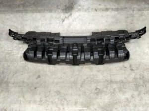 База решётки радиатора Yuan PLUS (правый руль) SC2E-2803115M