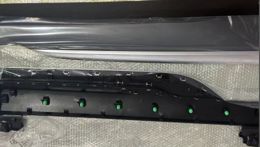 Накладка на левую переднюю дверь для 腾势 D9 DMI MRHB-5402710