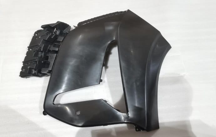 Передний бампер левый/правый верхний для D9 (низкая комплектация) MRHB-2803111A/MRHB-2803112A