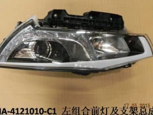 Фара для автомобиля Qin (старый стиль) HA-4121010/020