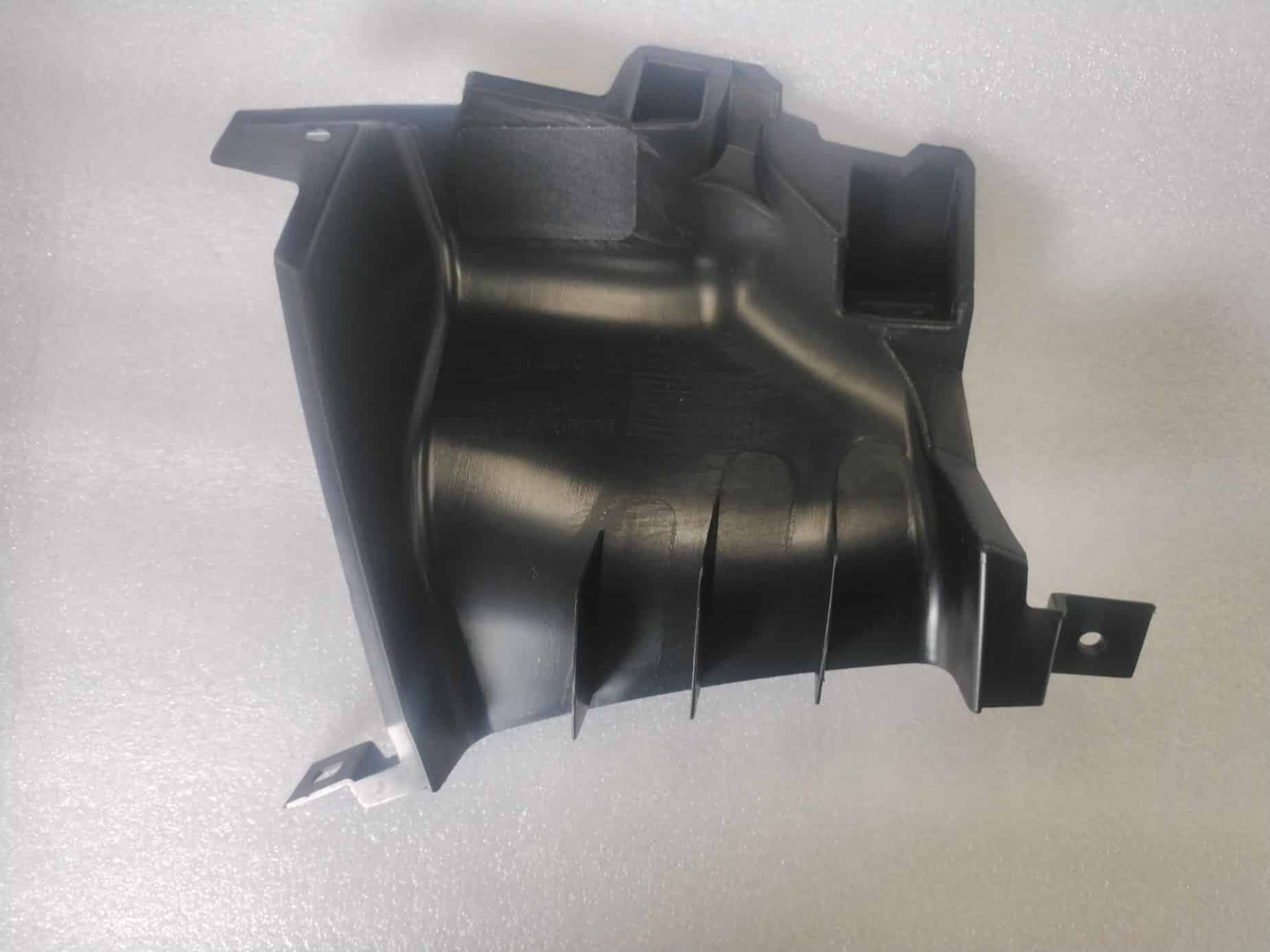 Правый декоративный элемент воздушной подушки переднего бампера ELEAD-2803241-F