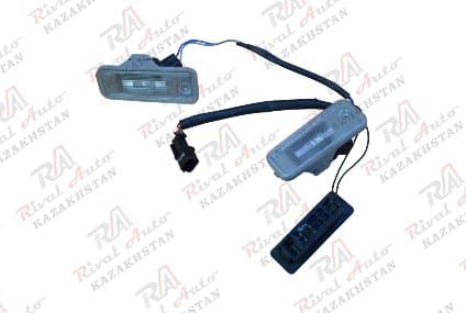 Hyundai Custin Плафон подсветки номерного знака (оригинал) HCN-13