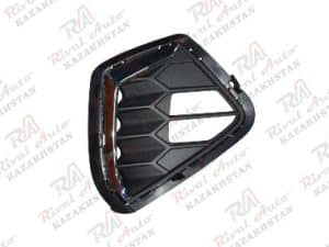 Hyundai Custin Накладка переднего поворотника бампера правый (оригинал) HCN-26